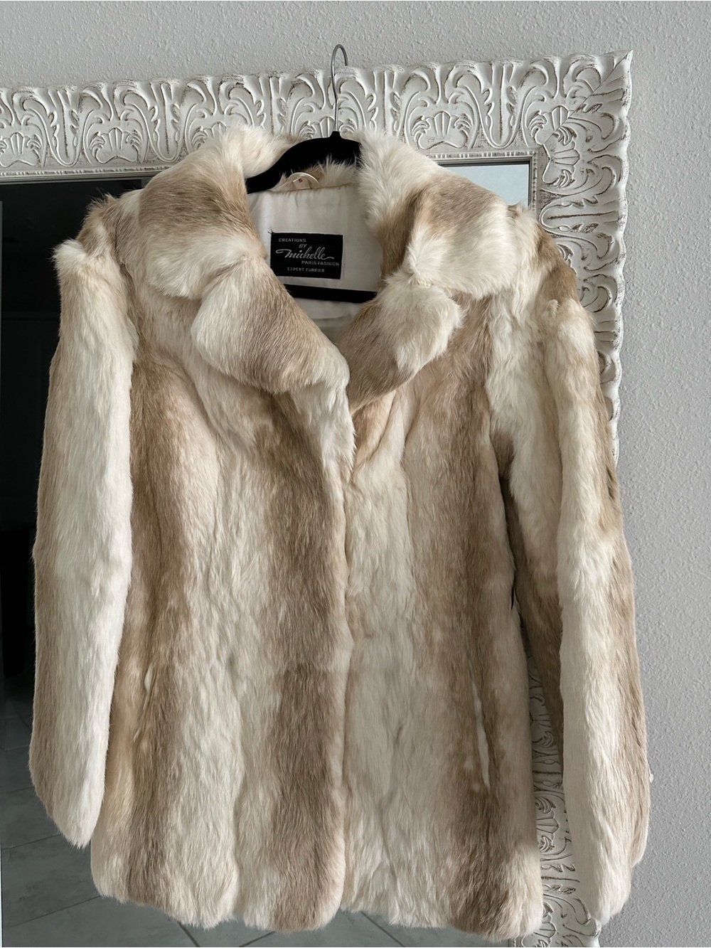 Creations by Michelle (Paris) 19870’s Vintage Cream & Beige Rabbit Fur Coat